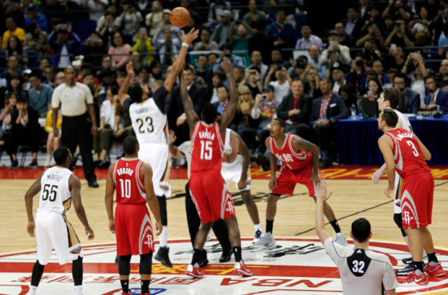 上游芯片卖爆，下游利润微薄，厂商困在了千亿美元的可穿戴市场